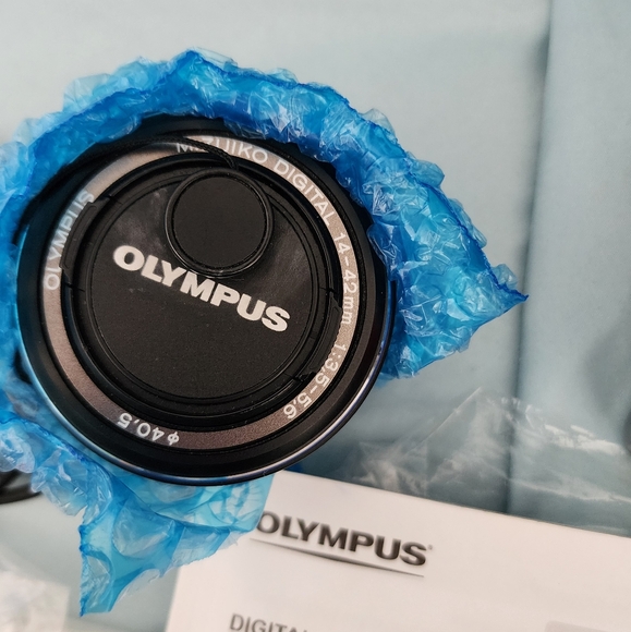 Olympus Pen E-PL1 digital camera - Picture 4 of 8